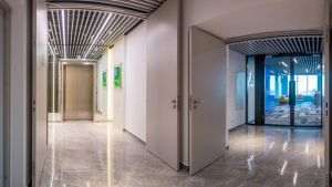 SkyTower finalizează noi investiţii în modernizarea spaţiilor comune şi îşi consolidează statutul de reper al pieţei de birouri din Bucureşti